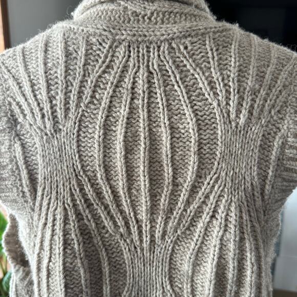 Cabi Sweater Vest Size Large Boho Textured Chunky Knit Beige Long Open Front - Picture 4 of 12